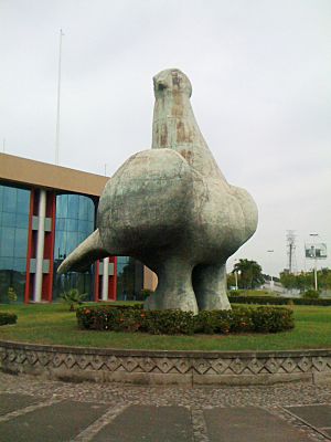 La Paloma, escultura de Juan Soriano