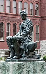 Lincoln Seated (19335600231)