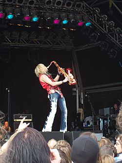Michael Monroe of Hanoi Rocks playing sax September 05