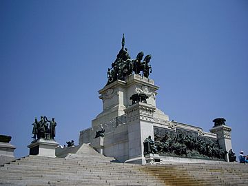 Monumento à Independencia II