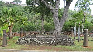 Oahu-RoyalMausoleum-JohnYoung-gravesite