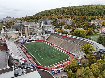Percival Molson Memorial Stadium, Montreal, Quebec.jpg