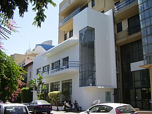 PikiWiki Israel 8304 former haaretz building in tel -aviv