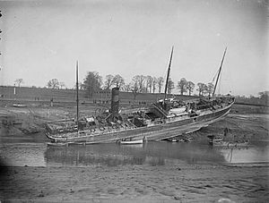 S.S. Dunbrody stranded in Avon (21589500680)