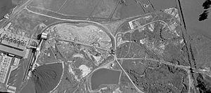 SN1532 aerial view of Meremere power station, bucket line and Amokura railway station in 1963