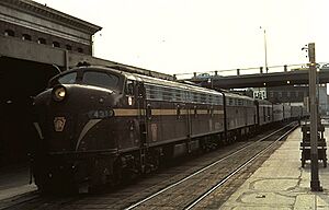 Train at Richmond PRR station, March 1968