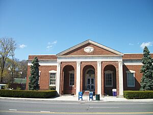 USPO Glen Cove NY - Long Shot