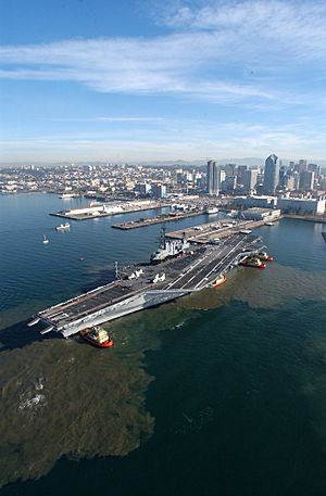 USS Midway (CV-41) decommissioned.jpg