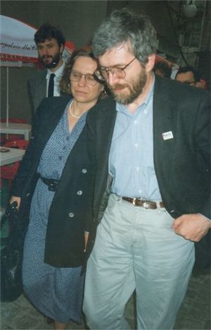 Stanisław Barańczak with his wife Anna in 1995