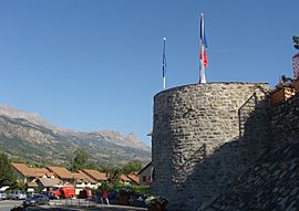 The tower, the only remains of the ancient castle of La Bâtie-Neuve