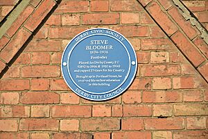 Blue Plaque commemorating the life of Steve Bloomer