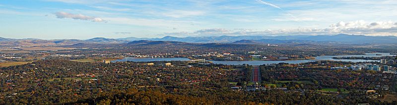 Canberra from Mt Ainslie