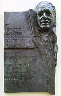 Gabriel García Márquez plaque - Rue Cujas, Paris 5