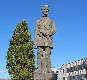 Galway - Liam Mellows Monument - 20190917154836