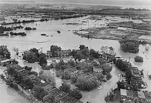 Hume Springs (1975) Flooding from Hurricane Eloise