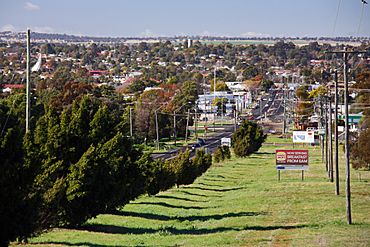 Overlooking Dubbo from the suburb of West Dubbo.jpg