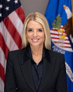 Pam Bondi official portrait.jpg