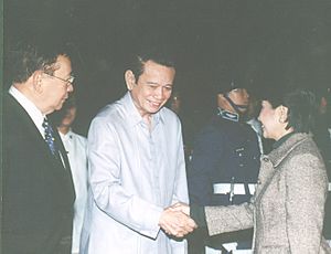 President Arroyo with Vice President Teofisto Guingona (2003)