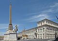 Quirinale palazzo e obelico con dioscuri Roma