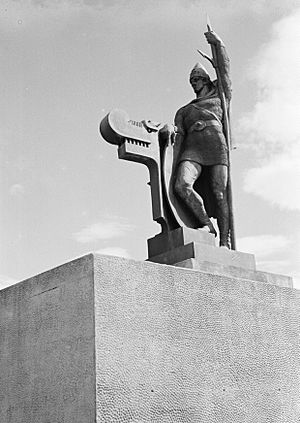 Reykjavik Standbeeld van Ingolfur Arnarsson, Bestanddeelnr 190-0400