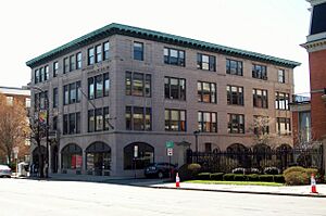 The Huyler Building Apr 12