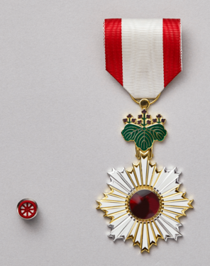 The Order of the Rising Sun, Gold and Silver Rays