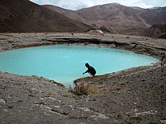 چشمه دیواسیاب، آب معدنی، آرو ور آرو، دشت لار Dyvasyab (Mineral) springs, (Info in page 1), Damavand mount, Dasht-e Lar - panoramio