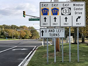 2020-11-03 13 19 05 View east along Mercer County Route 571 (Princeton-Hightstown Road) at New Jersey State Route 133 (Hightstown Bypass) and Windsor Center Drive in East Windsor Township, Mercer County, New Jersey