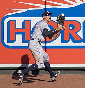 Aaron Judge in right field 2017 (36953075371) (cropped)