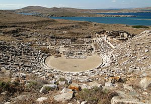 Ancient Greek theatre in Delos 01