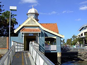 Bulimba Ferry Terminal (2008) - view from pontoon