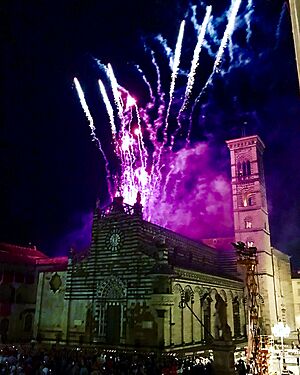 Corteggio Storico Prato 2018 fuochi duomo 2