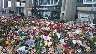 Flowers for Metrojet flight 9268 victims