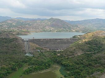 Lago Toa Vaca en Villalba, Puerto Rico