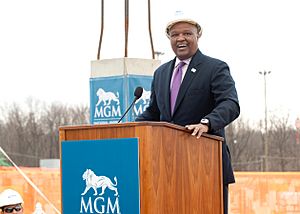 MGM National Harbor 1000 construction workers celebration (16935755565)