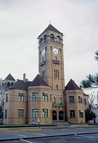 Macon County Court House.jpg