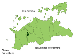 Map of Kagawa Prefecture showing Kotohira