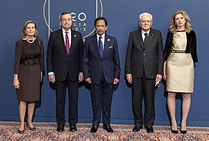 Mattarella and Draghi welcomed Hassanal Bolkiah to the G20 Rome Summit