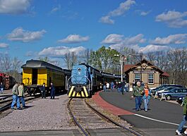 North Freedom Depot Autumn Color Weekend 15 Oct 2011.JPG