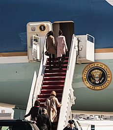 Obama heads to Selma for 50th anniversary speech 150307-F-WU507-020