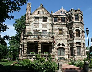 Raymond House