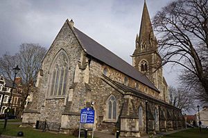 St John the Evangelist Church, Canton, Cardiff.jpg