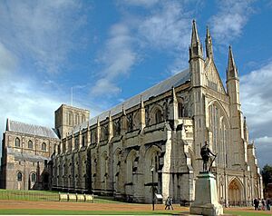 Winchester cathedral side2