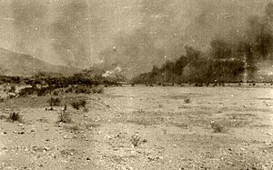 A Mahsud village burns 1917.jpg