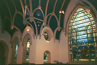 Brown Memorial Church Nave2