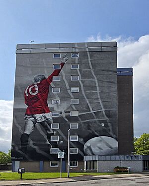 Denis Law - Printfield mural 1 of 2