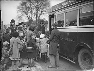 Evacuees From Bristol To Kingsbridge, Devon, 1940 D2590