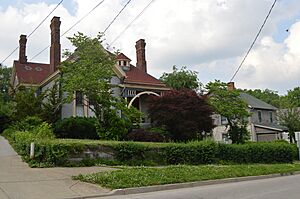 High Street in northwestern Mount Sterling