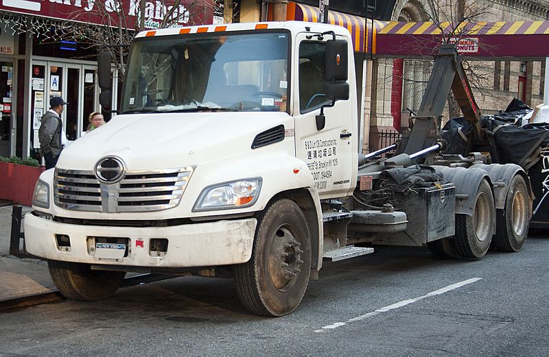 Hino 338 three-axle dumper