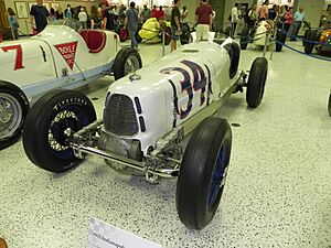 Indy500winningcar1932